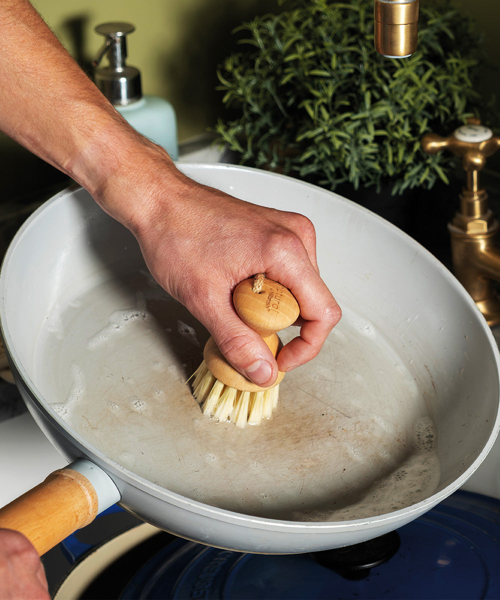 Natural by Hillbrush Pot Brush - Stiff